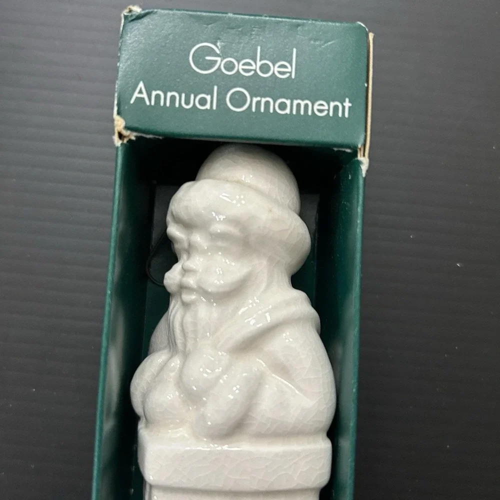 Vintage Goebel Annual Ornament‎ 1982 5th Edition Santa In Chimney